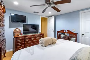 172 S Virginia Ave, Center Hill, FL 33514 - Photo 14