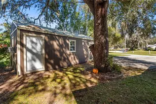 172 S Virginia Ave, Center Hill, FL 33514 - Photo 22