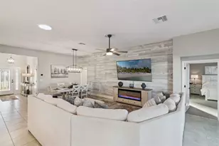 1399 Kenneth St, The Villages, FL 34762 - Photo 10