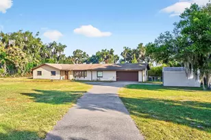 37104 County Rd 452, Grand Island, FL 32735 - Photo 2