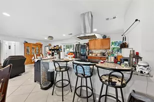 37104 County Rd 452, Grand Island, FL 32735 - Photo 4