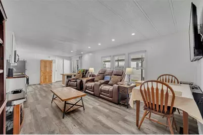 47 Hawaiian Way, Leesburg, FL 34788 - Photo 8