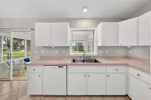 211 Hanging Moss Ln, Lady Lake, FL 32159 - Photo 42