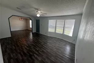 1827 Leesburg Blvd, Fruitland Park, FL 34731 - Photo 2