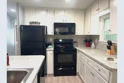 64 N Bobwhite Rd, Wildwood, FL 34785 - Photo 16