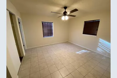 607 Ridge Place, Tavares, FL 32778 - Photo 4