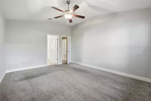 2179 Bexley Dr, Tavares, FL 32778 - Photo 12