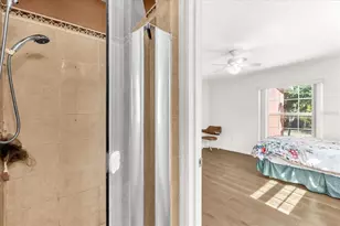 910 Rich Dr, Mount Dora, FL 32757 - Photo 18