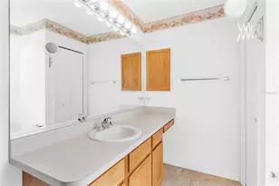 2732 Privada Dr, The Villages, FL 32162 - Photo 22