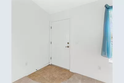 2732 Privada Drive, The Villages, FL 32162 - Photo 6