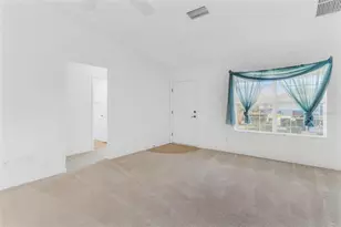 2732 Privada Dr, The Villages, FL 32162 - Photo 10