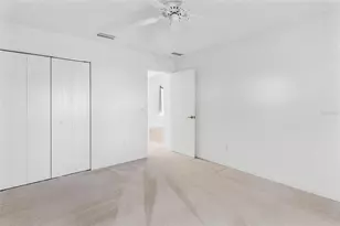 2732 Privada Dr, The Villages, FL 32162 - Photo 30