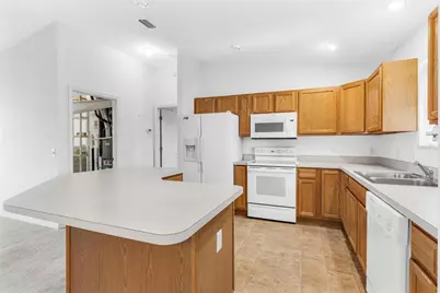 2732 Privada Drive, The Villages, FL 32162 - Photo 14