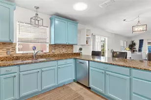 870 Trevino Terrace, The Villages, FL 32159 - Photo 4