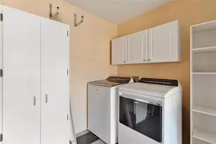 870 Trevino Terrace, The Villages, FL 32159 - Photo 40