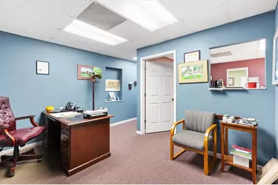 609 N Old Wire Road, Wildwood, FL 34785 - Photo 8