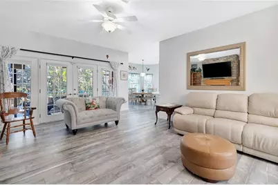 33025 Lake Bend Circle, Leesburg, FL 34788 - Photo 10