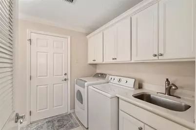 17089 SE 79th Clearview Avenue, The Villages, FL 32162 - Photo 38