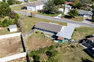 903 Virginia Ave, Tavares, FL 32778 - Photo 4