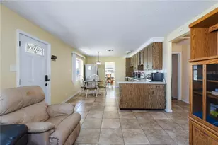 903 Virginia Ave, Tavares, FL 32778 - Photo 8