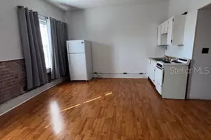 206 W Main St, Leesburg, FL 34748 - Photo 4