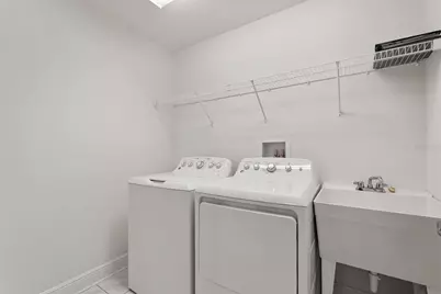 30433 Island Club Drive, Tavares, FL 32778 - Photo 22