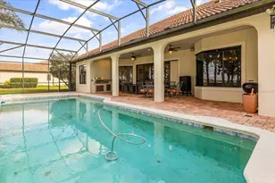 30321 Island Club Dr, Tavares, FL 32778 - Photo 20