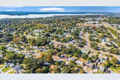 995 Emerald Drive, Mount Dora, FL 32757 - Photo 22