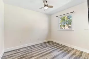 995 Emerald Dr, Mount Dora, FL 32757 - Photo 12