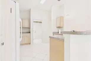 817 Oak Forest Dr, The Villages, FL 32162 - Photo 10