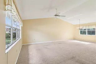 305 Brigadoon Cir, Leesburg, FL 34788 - Photo 10