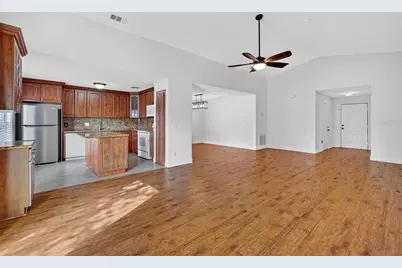 145 Lake Catherine Cir, Groveland, FL 34736 - Photo 8