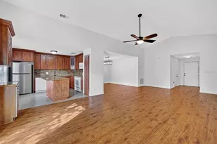 145 Lake Catherine Cir, Groveland, FL 34736 - Photo 8