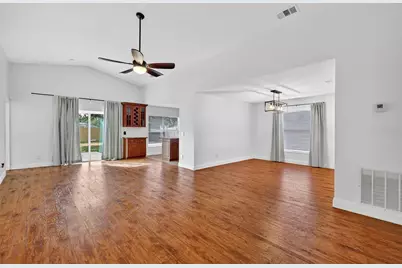 145 Lake Catherine Cir, Groveland, FL 34736 - Photo 6