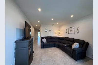 1204 Port Blue Way, Lady Lake, FL 32159 - Photo 2