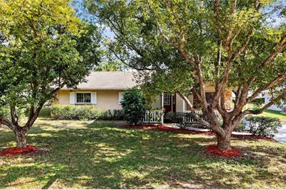 109 N Bloxam Avenue, Minneola, FL 34715 - Photo 1