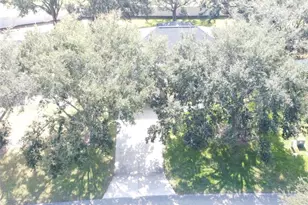 2234 Lake Pointe Cir, Leesburg, FL 34748 - Photo 40