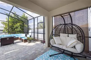 2710 Lilyturf Ct, Tavares, FL 32778 - Photo 4