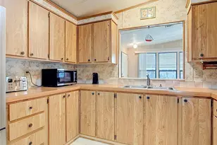 1441 Apache Cir, Tavares, FL 32778 - Photo 8