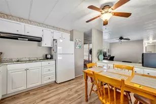 11 Hawaiian Way, Leesburg, FL 34788 - Photo 12
