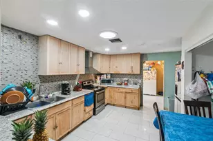 28751 Sleepy Bear Ln, Sorrento, FL 32776 - Photo 12