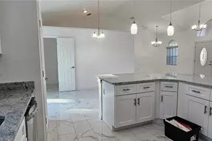 17271 Peggy Ave, Mount Dora, FL 32757 - Photo 10