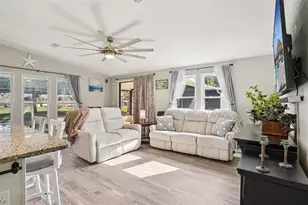 1652 W Schwartz Blvd, The Villages, FL 32159 - Photo 8