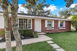 500 College Ave, Fruitland Park, FL 34731 - Photo 2