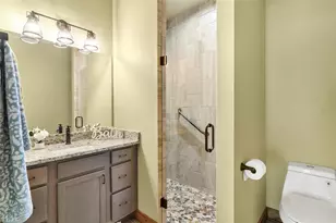 37590 Rolling Acres Rd, Lady Lake, FL 32159 - Photo 16