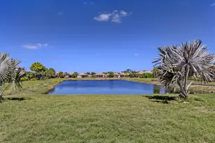 2160 Weaver Bird Ln, Venice, FL 34292 - Photo 2