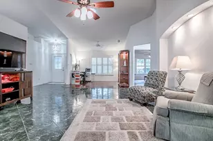 25348 Crestwater Dr, Leesburg, FL 34748 - Photo 14