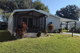 1607 Doral Cir, Lady Lake, FL 32159 - Photo 2