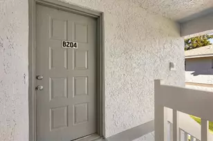 454 Fairways Cir, Ocala, FL 34472 - Photo 4