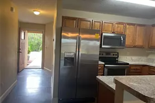 117 E Herrick Ave, Eustis, FL 32726 - Photo 2